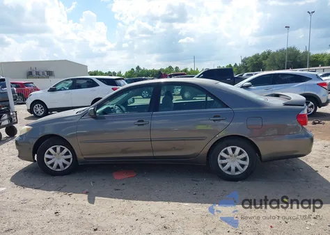 2005 Toyota Camry Le из США, поврежденный, VIN 4T1BE32K85U545028